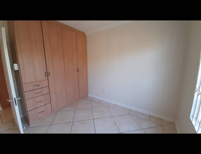 2 BEDROOM TOWNHOUSE TO LET IN SOMERSET PARK